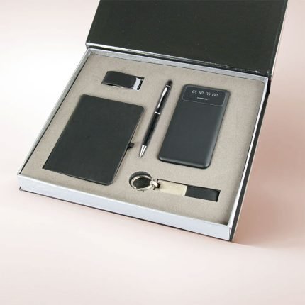 VIP Kurumsal Hediye Seti | Dijital Göstergeli Powerbank, Termo Deri Defter, Metal Kalem ve Deri Aksesuar Takımı